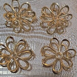 Elegant Gold Metal Flower Clips